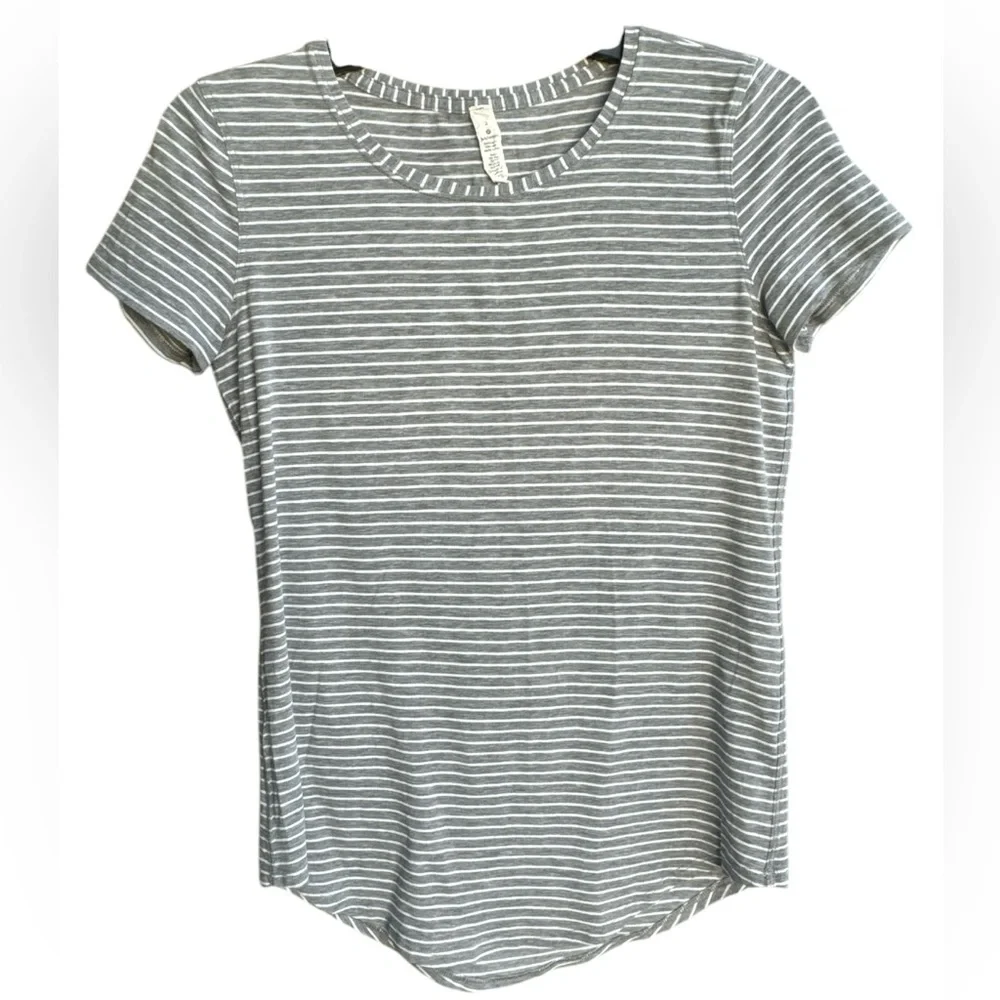 Lululemon Love Crew Short Sleeve Gray/White Stripe Size 2